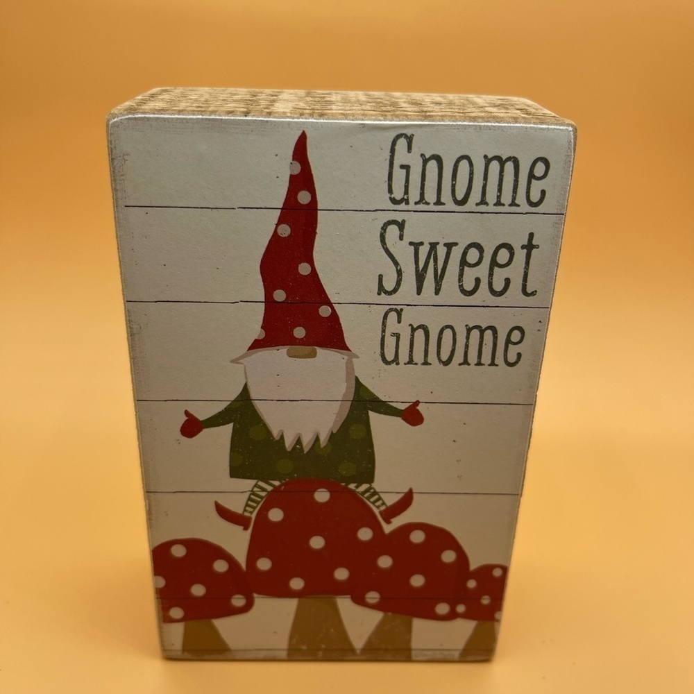 Gnome Sweet Gnome Wooden Decor, NWOT